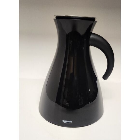 Eva Solo Vacuum Jug, 1-Liter Color Black - Picture 4 of 8